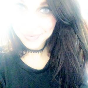 Meet your Posher, Carrie